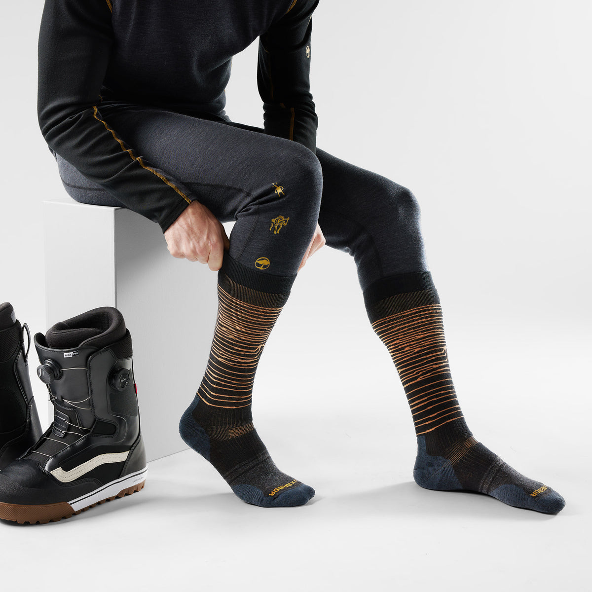 Snowboard Iguchi x Arbor Over The Calf Socks Black - ver - 2