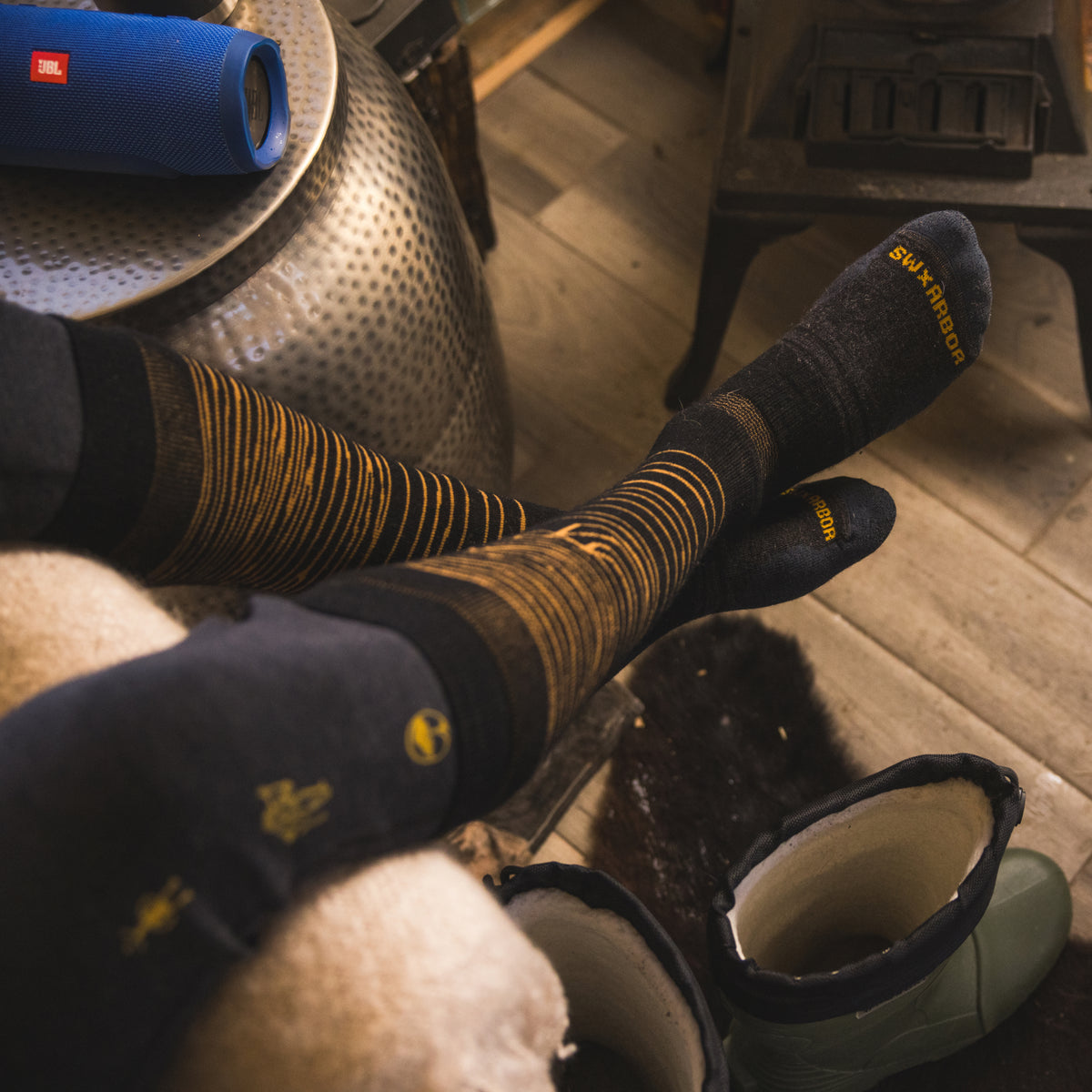 Snowboard Iguchi x Arbor Over The Calf Socks Black - ver - 3